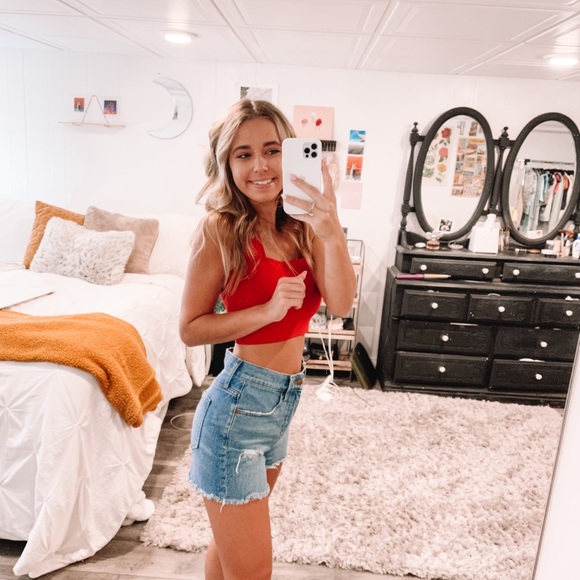 Madewell High Rise Mom Shorts!! - Picture 8 of 10